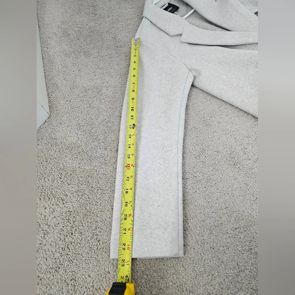 Women coat - Picture 6 of 7